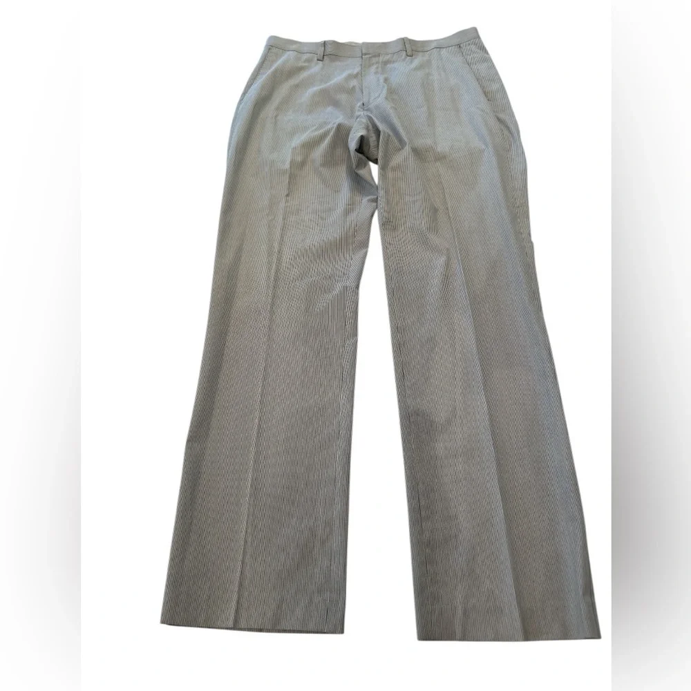 Banana Republic Mens 36x34 Blue Seersucker Striped Tailored Slim Fit Pant Chino